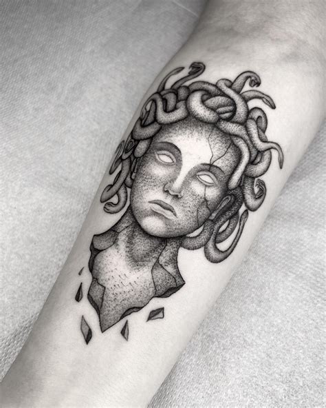 medusa tattoo versace|simple medusa tattoo design.